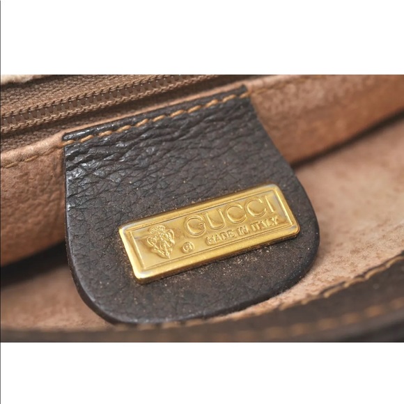 Gucci Authentic Crossbody Shoulder Handbag - Picture 5 of 12